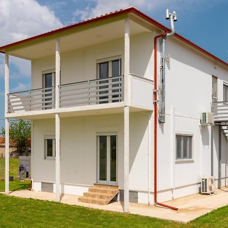 Countryside Apartments First Floor Трикала Экстерьер фото